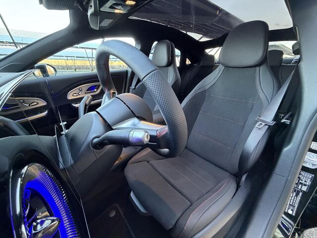 Mercedes-Benz CLA-KLASSE 250+ Launch Edition 85 kWh | Night | Panoramadak | Stoelverwarming | DISTRONIC | Achteruitrijcamera | Dodehoekassistent |