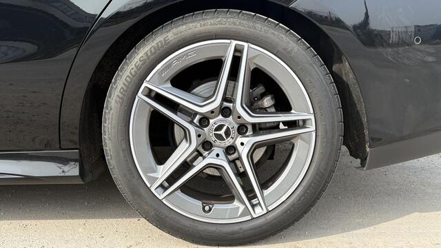 Mercedes-Benz CLA-KLASSE 180 Business Solution AMG