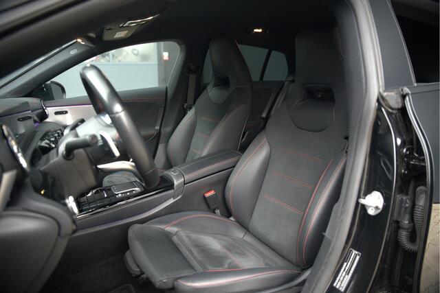 Mercedes-Benz CLA-KLASSE 180 Business Solution AMG | Stoelverwarming | Camera | Ambiance Verlichting | Keyless | Memory Seats | Navigatie | Cruise Control |