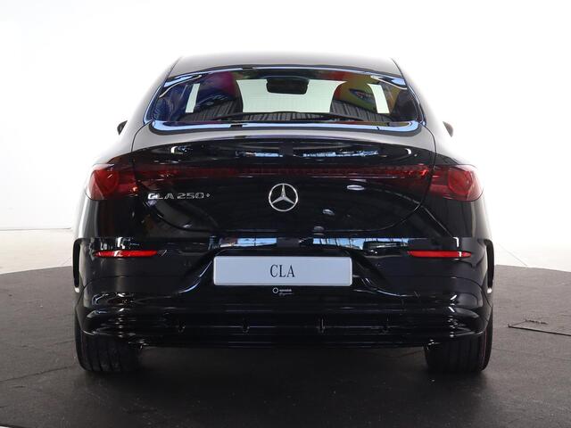 Mercedes-Benz CLA-KLASSE 250+ Launch Edition 85 kWh | Night | Panoramadak | Stoelverwarming | DISTRONIC | Achteruitrijcamera | Dodehoekassistent |