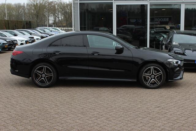 Mercedes-Benz CLA-KLASSE 250 e Business Solution AMG Limited / Camera / Sfeerverlichting / CarPlay / 18'' / Navigatie / Stoelverwarming / DAB / Cruise Control