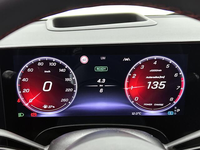 Mercedes-Benz CLA-KLASSE 200 Business Solution AMG | Premium Plus | Rijassistentiepakket | Winterpakket | Nightpakket | MBUX Augmented Reality navigatie | Smartphone integratie | Vast panoramadak |