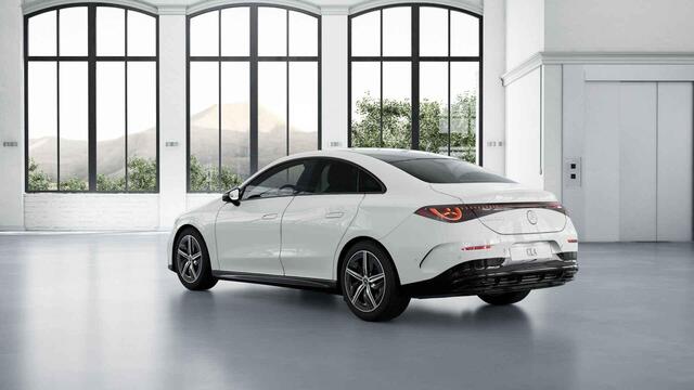 Mercedes-Benz CLA-KLASSE 200 Business Solution AMG 58 kWh | Nightpakket | Panoramadak | Stoelverwarming | Dodehoekassistent |