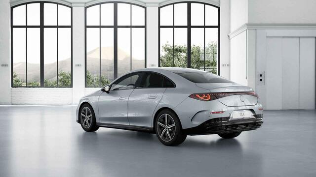 Mercedes-Benz CLA-KLASSE 200 Business Solution AMG 58 kWh | Nightpakket | Panoramadak | Stoelverwarming | Dodehoekassistent |