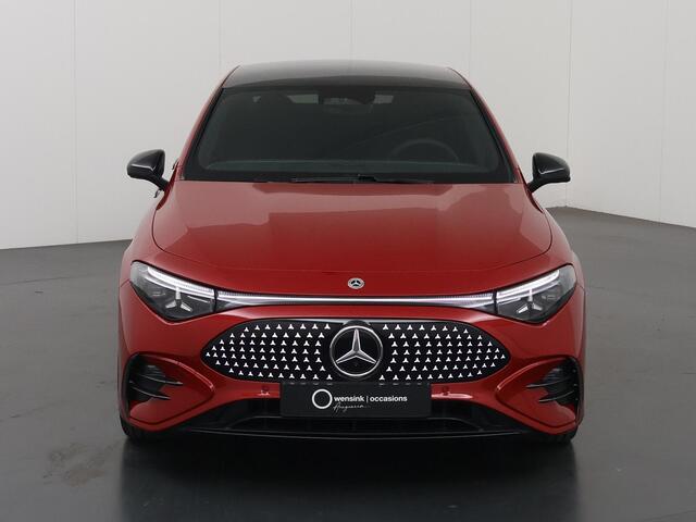 Mercedes-Benz CLA-KLASSE 200 Business Solution AMG 58 kWh | Premium Pakket | Night | Superscreen | Memory Pakket | Panoramadak |