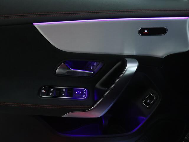 Mercedes-Benz CLA-KLASSE 250 e AMG Line AMG Styling Inclusief 24 maanden MB Certified garantie voor Europa.