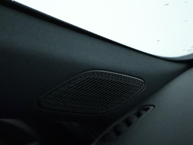 Mercedes-Benz CLA-KLASSE 250 e AMG Line AMG Styling Inclusief 24 maanden MB Certified garantie voor Europa.