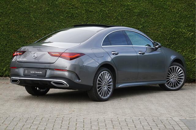 Mercedes-Benz CLA-KLASSE CLA 250 e AMG Line Facelift | Pano Trekhaak Keyless-Go