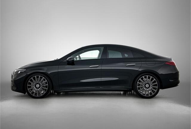 Mercedes-Benz CLA-KLASSE 200 Business Solution AMG | Premium Plus | Winterpakket | Rijassistentiepakket | Nightpakket | MBUX Augmented Reality navigatie | Smartphone integratie | URBAN GUARD |