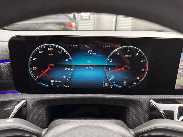 Mercedes-Benz CLA-KLASSE 180 Luxury Line stoelverwarming/Ambilight/Navi/Dealeronderhouden