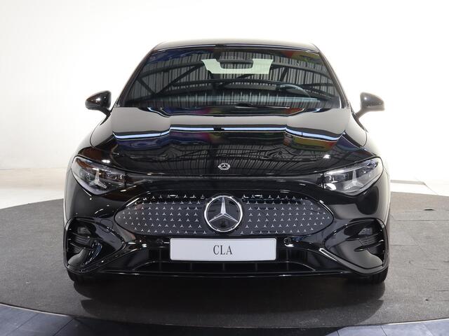 Mercedes-Benz CLA-KLASSE 250+ Launch Edition 85 kWh | Night | Panoramadak | Stoelverwarming | DISTRONIC | Achteruitrijcamera | Dodehoekassistent | Trekhaak |