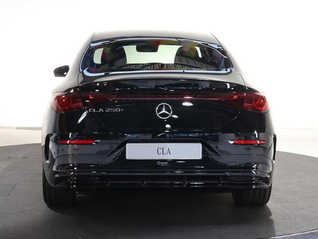 Mercedes-Benz CLA-KLASSE 250+ Launch Edition 85 kWh | Night | Panoramadak | Stoelverwarming | DISTRONIC | Achteruitrijcamera | Dodehoekassistent | Trekhaak |
