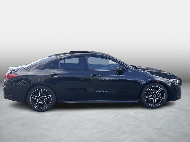 Mercedes-Benz CLA-KLASSE 180 AMG Line