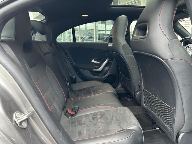 Mercedes-Benz CLA-KLASSE 250 e AMG | Panoramadak | Memorypakket | Sfeerverlichting