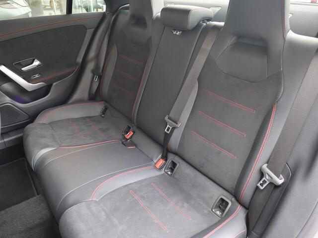 Mercedes-Benz CLA-KLASSE 250 e AMG Line