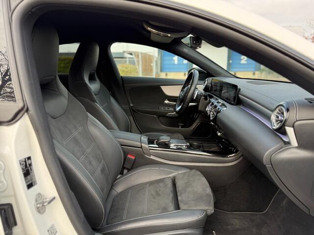 Mercedes-Benz CLA-KLASSE e AMG HUD Distronic Night Pakket