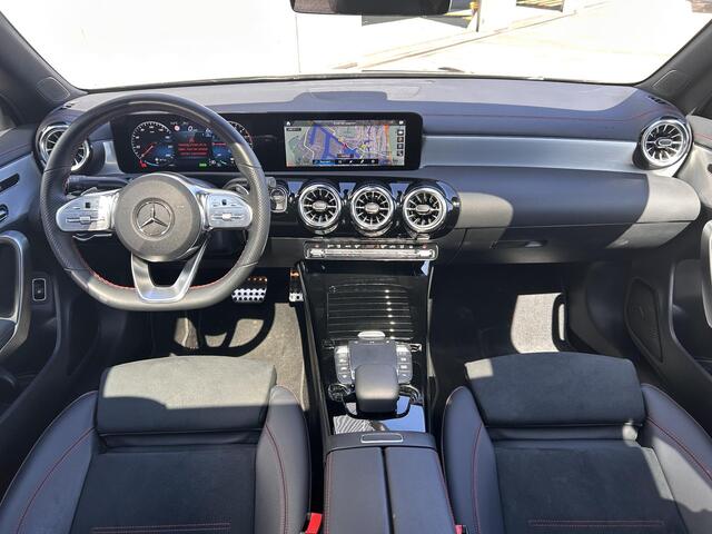 Mercedes-Benz CLA-KLASSE 250 e Business Line | AMG | Panoramadak | Memory | Apple Carplay
