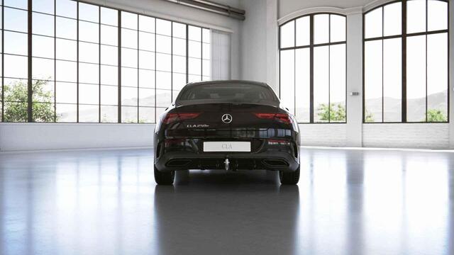 Mercedes-Benz CLA-KLASSE 250 e Premium Plus | AMG | Night | Trekhaak | Panoramadak | Widescreen | Sfeerverlichting | Stoelverwarming |