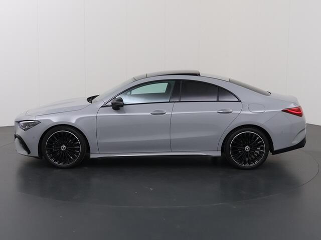 Mercedes-Benz CLA-KLASSE 180 Business Solution AMG | Night | Panoramadak | Multibeam | Sfeerverlichting | Memory |