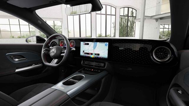 Mercedes-Benz CLA-KLASSE 200 Business Solution AMG 58 kWh | Nightpakket | Panoramadak | Stoelverwarming | Dodehoekassistent |