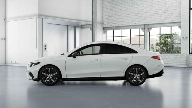 Mercedes-Benz CLA-KLASSE 250+ Launch Edition 85.5 kWh | Night | Panoramadak | DISTRONIC | Achteruitrijcamera | Dodehoekassistent |