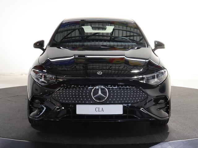 Mercedes-Benz CLA-KLASSE 250+ Launch Edition 85.5 kWh | Night | Panoramadak | Stoelverwarming | DISTRONIC | Achteruitrijcamera | Dodehoekassistent |