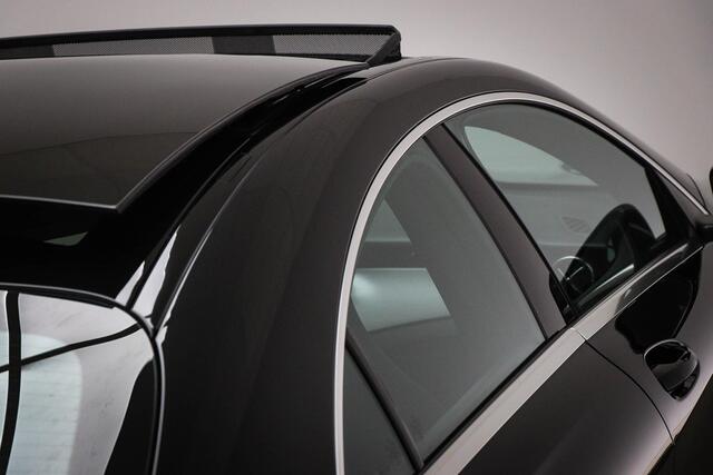 Mercedes-Benz CLA-KLASSE 180 Business Solution AMG | PANORAMADAK | STOELVERWARMING | APPLE | NAVIGATIE | CAMERA