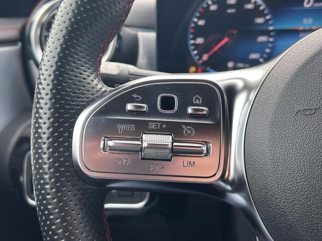 Mercedes-Benz CLA-KLASSE 200 AMG Line | Achteruitrijcamera | Stoelverwarming | Cruise Control