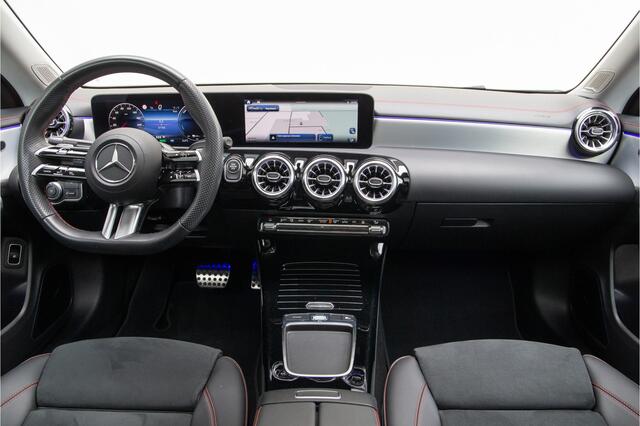 Mercedes-Benz CLA-KLASSE 250 e AMG Premium, Pano, Burmester, Facelift 2024