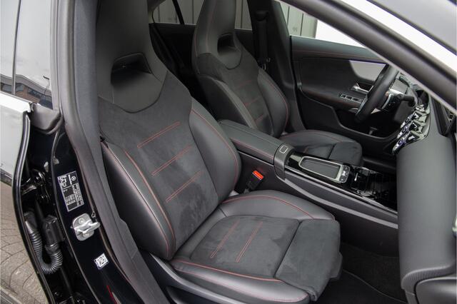 Mercedes-Benz CLA-KLASSE 250 e AMG Premium, Pano, Burmester, Facelift 2024
