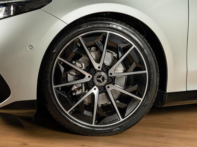 Mercedes-Benz CLA-KLASSE Coupé 180 Business Solution AMG Premium PLUS | Panorama dak