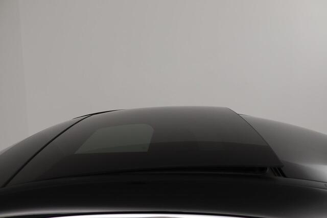 Mercedes-Benz CLA-KLASSE 180 Business Solution AMG (PANORAMADAK, AFNEEMBARE TREKHAAK, SFEERVERLICHTING, STOELVERWAR