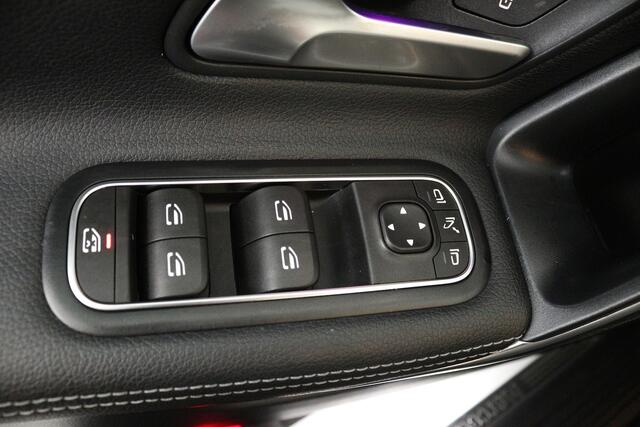 Mercedes-Benz CLA-KLASSE 250 e Business Solution Luxury Limited (SFEERVERLICHTING, CAMERA, PDC, LED, 1e EIGENAAR)