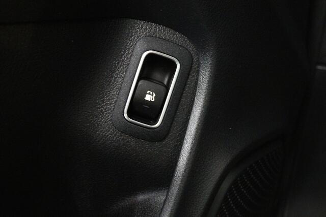 Mercedes-Benz CLA-KLASSE 250 e Business Solution Luxury Limited (SFEERVERLICHTING, CAMERA, PDC, LED, 1e EIGENAAR)