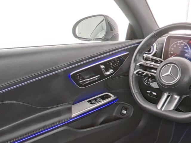 Mercedes-Benz CLE Cabriolet 200 AMG Line AMG Line | Night Pakket | DigitalLicht | Trekhaak | Distronic | Parkeerpakket met 360°-camera. Inclusief 24 maanden Mercedes-Benz Certified garantie voor Europa.