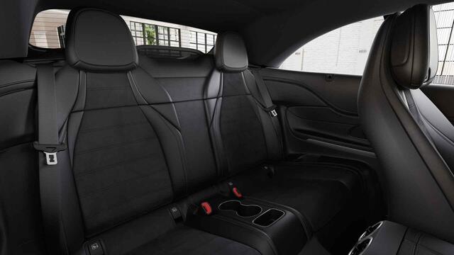 Mercedes-Benz CLE Cabriolet 200 AMG Line | Verwarmd stuur | Keyless entry | Nekverwarming | AMG |