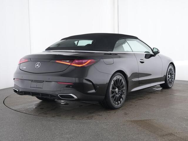 Mercedes-Benz CLE Cabriolet 180 AMG Line AMG Line | Night Pakket | 20 Inch AMG velgen | Cabriolet Comfort-Pakket | Memory Voorstoelen | Ledkoplampen.