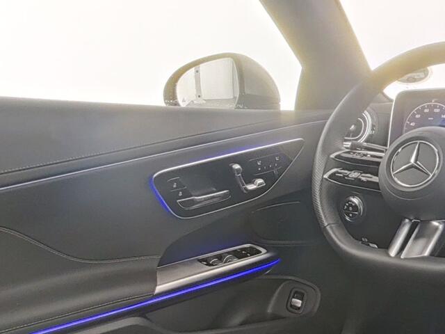 Mercedes-Benz CLE Cabriolet 180 AMG Line AMG Line | Ledkoplampen | Memory pakket voorstoelen | (19 inch) multispaaks lichtmetalen AMG velgen. Inclusief 24 maanden MB Certified garantie voor Europa.