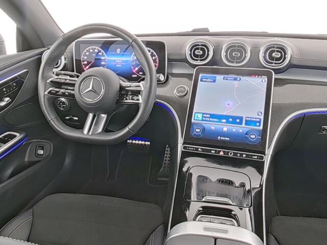 Mercedes-Benz CLE Cabriolet 180 AMG Line AMG Line | Ledkoplampen | Memory pakket voorstoelen | (19 inch) multispaaks lichtmetalen AMG velgen. Inclusief 24 maanden Mercedes-Benz Certified garantie voor Europa.