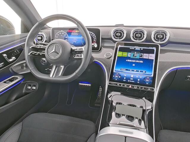 Mercedes-Benz CLE Coupé 300 e AMG Nightpakket Plug-In Hybride | Panoramadak | Burmester® | Dode Hoek Ass | Distronic | Memory | Stuur en Stoelverwarming | Inclusief 24 maanden Mercedes-Benz Certified garantie voor Europa.