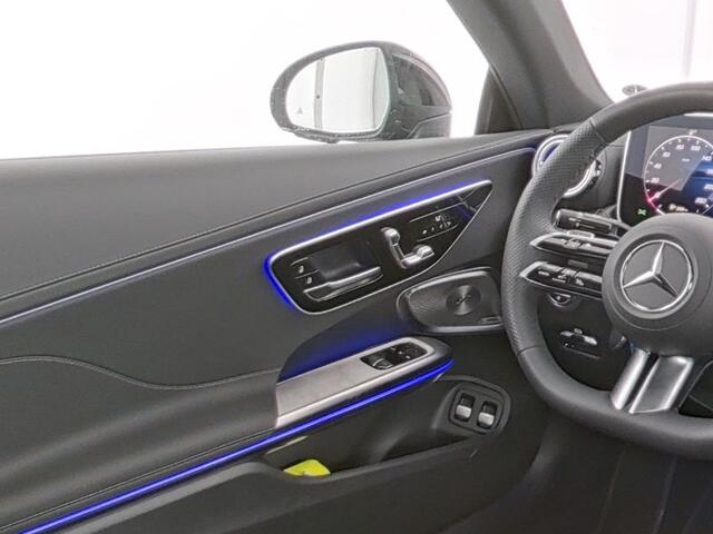 Mercedes-Benz CLE Coupé 300 e AMG Plug-In Hybride Edition AMG-Line | Night Pakket | Trekhaak | Burmester® | Digitaal Licht | Distronic | Stuur en Stoelverwarming. Inclusief 24 maanden Mercedes-Benz Certified garantie voor Europa.