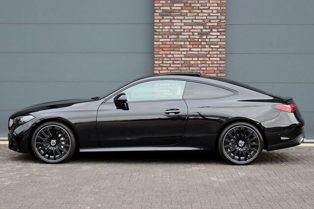 Mercedes-Benz CLE Coupé 200 AMG Line | Distronic | Memory | Burmester | Panoramadak | HUD | Digital Light | Verwarmd Stuurwiel | Surround Camera | Keyless Go | Nightpakket |