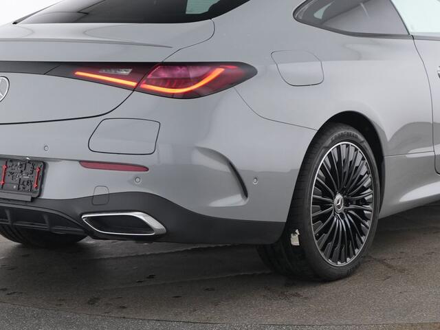 Mercedes-Benz CLE Coupé 300 e AMG Plug-In Hybride AMG Premium Plus | Night Pakket | Panorama Schuif-Kanteldak | Distronic | Digital Licht | Rijassistentiepakket plus. Inclusief 24 maanden Mercedes-Benz Certified garantie voor Europa.