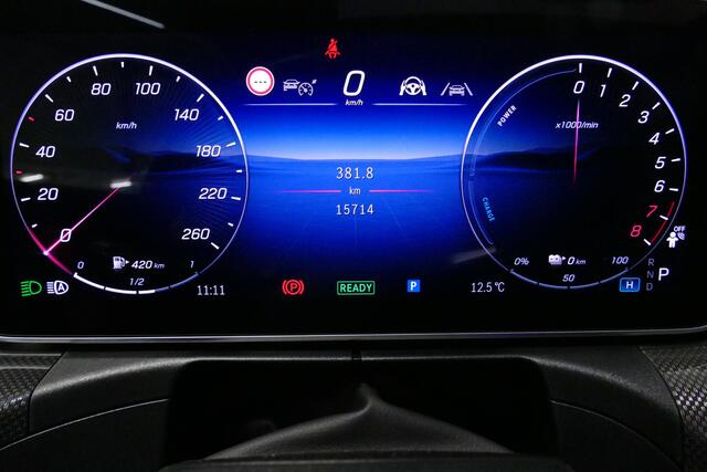 Mercedes-Benz CLE Coupé 300 e AMG Line / E53 AMG Look / Maxton design Bodykit / Panoramadak / Elektr. verstelbare voorstoelen + memory / Digital Light (Laser) / Apple Carplay - Android Auto / Stoelverwarming / Ambienteverlichting / 20'' LMV / Stuurwiel verwarming / Night pakket