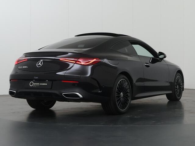 Mercedes-Benz CLE Coupé 300 e AMG Line | Premium plus | Night pakket | Rij assistentiepakket | Winter pakket | AMG spoiler |