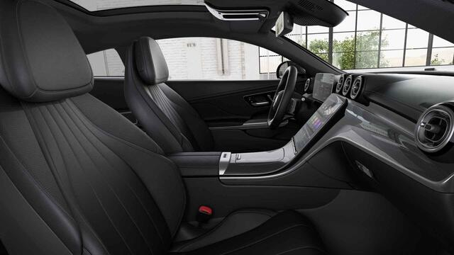 Mercedes-Benz CLE Coupé 200 AMG Line | Digital Light | Panoramadak | 20" lichtmetalen velgen | Memory | 360 graden camera |