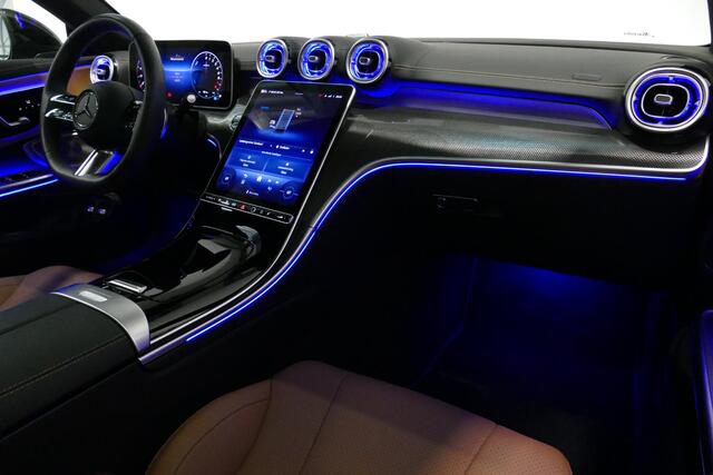 Mercedes-Benz CLE Coupé 300 e AMG Line / Maxton Design Bodykit V.2 / Panoramadak / Elektr. verstelbare voorstoelen + memory / Burmester Surround Sound / Digital Light / Trekhaak (zwenkbaar) / Rondomzichtcamera / Ambienteverlichting / Apple Carplay - Android Auto / Stuurwiel- & s
