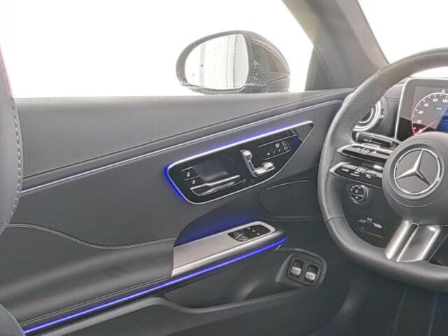 Mercedes-Benz CLE Coupé 300 e AMG Plug-In Hybride AMG Line | Panorama Schuif-Kanteldak | Digital Licht | Stuur en Stoelverwarming. Inclusief 24 maanden MB Certified garantie voor Europa.