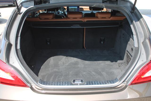 Mercedes-Benz CLS-KLASSE Shooting Brake 220d AUT9 AMG Line SCHUIFDAK LEDER 360-CAMERA COMAND 19'' NL AUTO