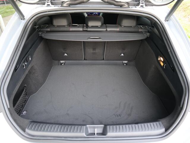 Mercedes-Benz Cla Shooting Brake 250+ Business Solution AMG 85 kWh